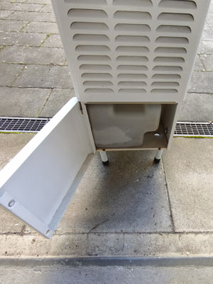 Bauentfeuchter bei Wasserschaden in Laatzen